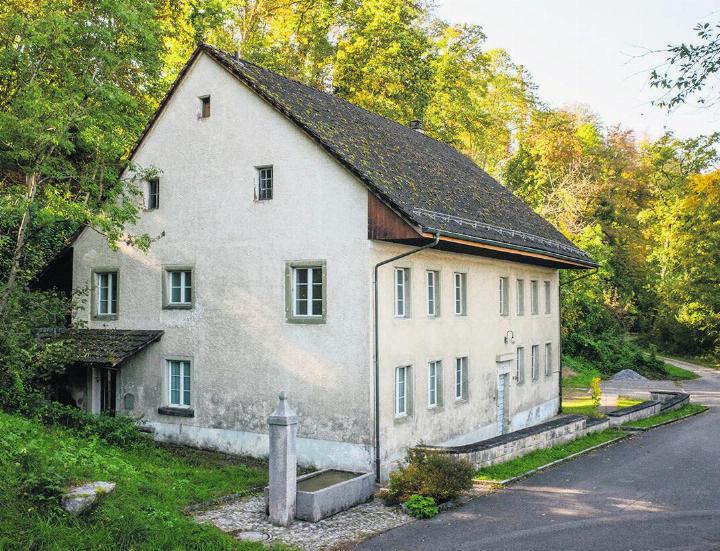 Gebäude der ehemaligen Mühle in Bözen – von Osten – im letzten Jahr. Foto: zVg