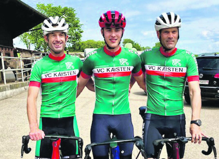 Das Podium vom Heubergrennen (von links): Marcel Herzog, Lars Emmenegger und René Emmenegger. Foto: zVg