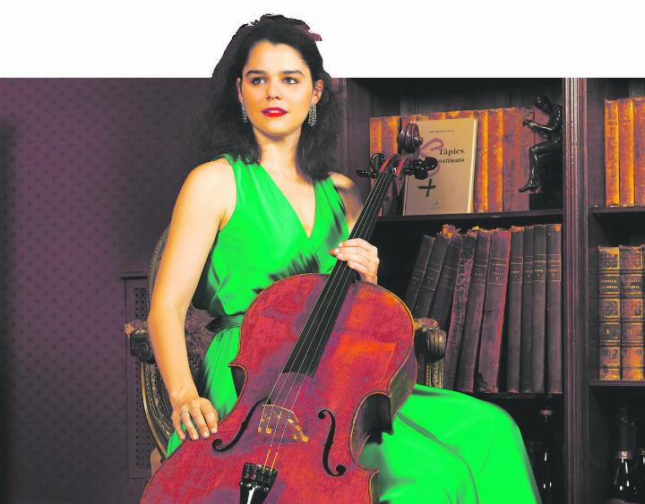 Cellistin Estelle Revaz in der Kultschüür auf. Foto: zVg