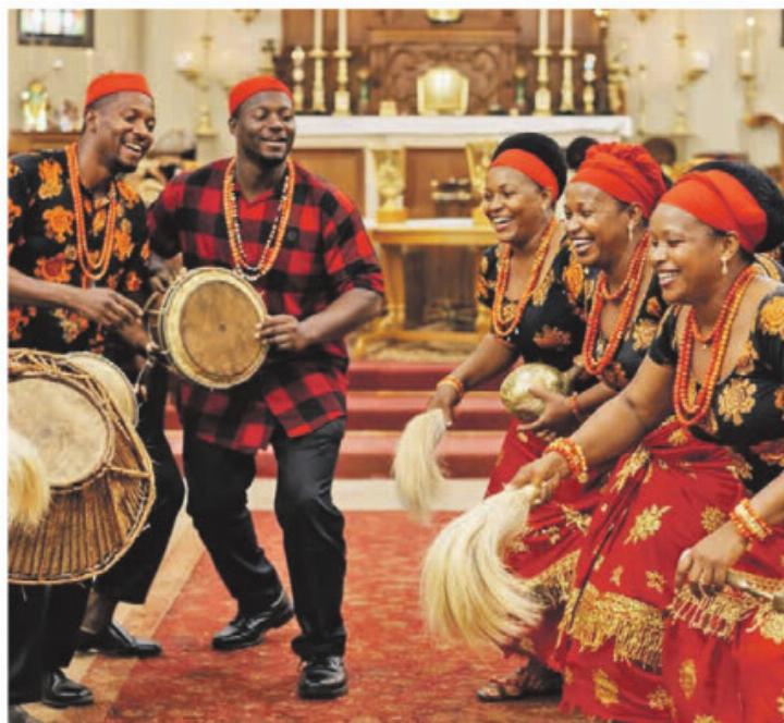 Die Anambra People Association bietet Musik- und Tanzeinlagen. Foto: zVg
