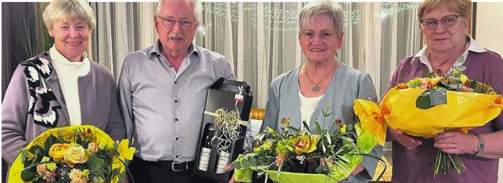 Die Geehrten: Lisbeth Müller (von links), Josef Amrhein, Josy Müller und Sonja Amsler (auf dem Bild fehlt Josef O. Winter). Foto: zVg