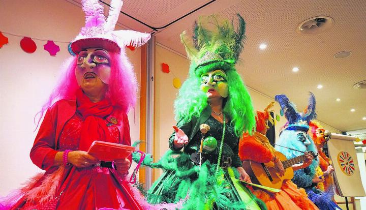 Die Chaipirinhas sammelten Punkte und gaben Vollgas am Schnitzelbankabend in Rheinfelden. Foto: Edi Strub
