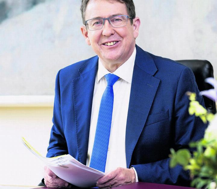 «Feldschlösschen verkörpert für mich ein Stück Schweizer Identität», erklärt Bundesrat Albert Rösti. Foto: Bundeskanzlei / Béatrice Devènes