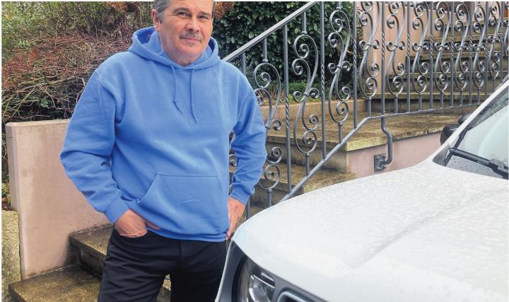 Er will den Entscheid zu Tempo 30 an die Urne bringen: Fahrlehrer Daniel Leutenegger. Foto: Ronny Wittenwiler