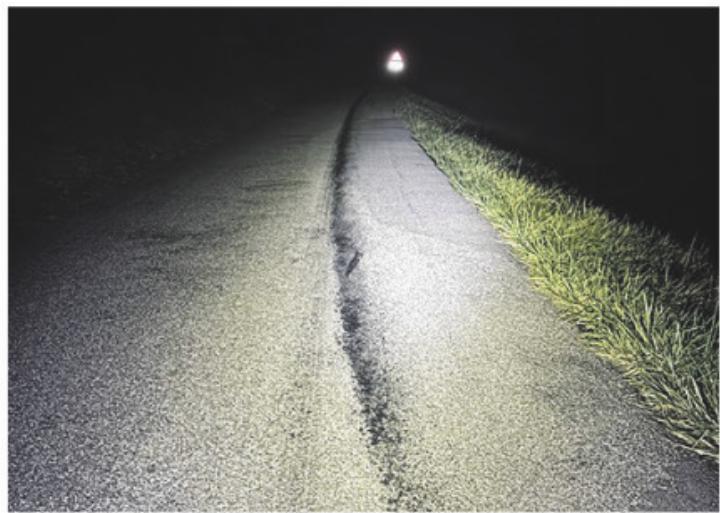 Auf dieser Strasse musste die Ölspur gebunden werden. Foto: zVg