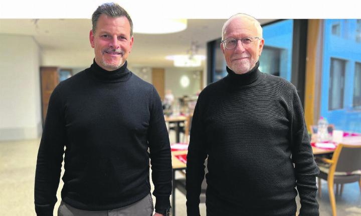 «Es ist wichtig, dass das Darlehen zur Verfügung steht», erklären Roland Schmid (links) und Hans Moritz. Foto: Valentin Zumsteg