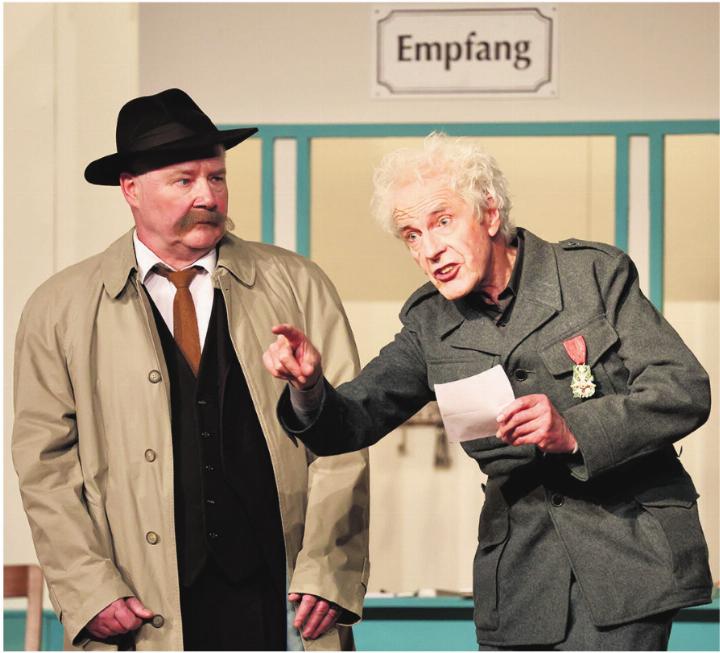 Wachtmeister Studer und Fremdenlegionär Schül. Foto: zVg