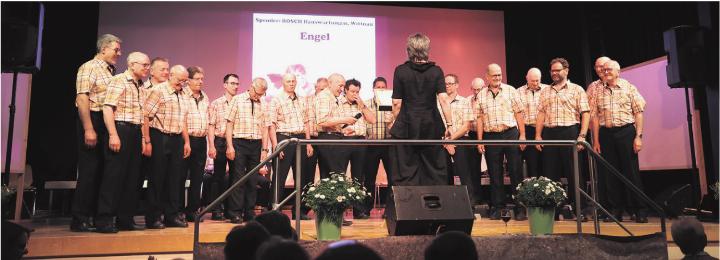 Die beiden Auftritte des Männerchors Sängerbund Wittnau kamen beim Publikum sehr gut an. Foto: Jürg Müller