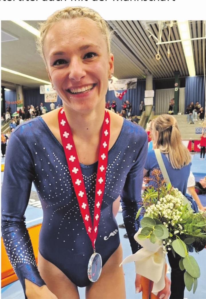 So sieht eine überglückliche Doppelschweizermeisterin aus: Sina Kaufmann. Foto: zVg