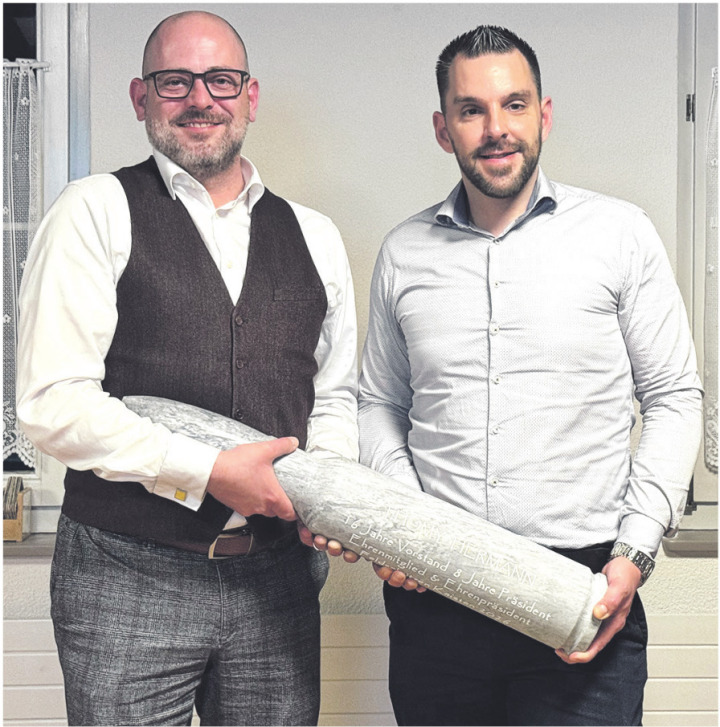 Der neue Präsident Nik von Guérard (links) und der neue Ehrenpräsident Thomas Hermann. Foto: zVg