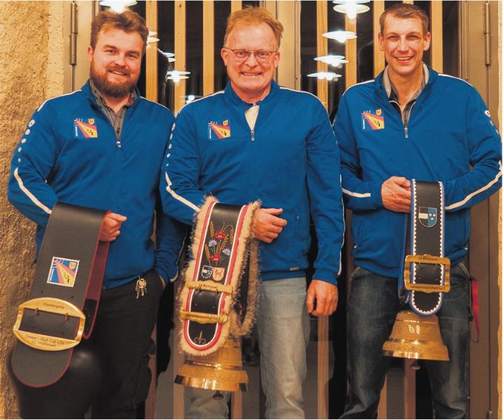 Die stolzen Kategoriensieger 2025 (von links): Nicola Gerber, Christoph Gerber und André Meyer (Samuel Sattler fehlt). Foto: zVg