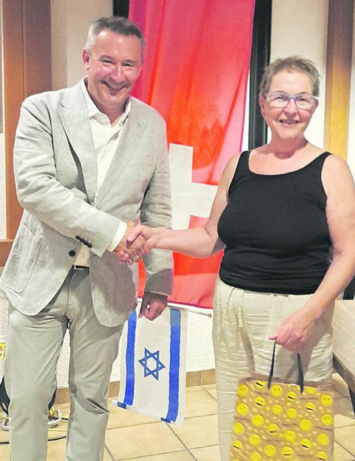 Grossrat Martin Bossert und Cornelia Strebel, Präsidentin EDU Bezirk Laufenburg. Foto: zVg