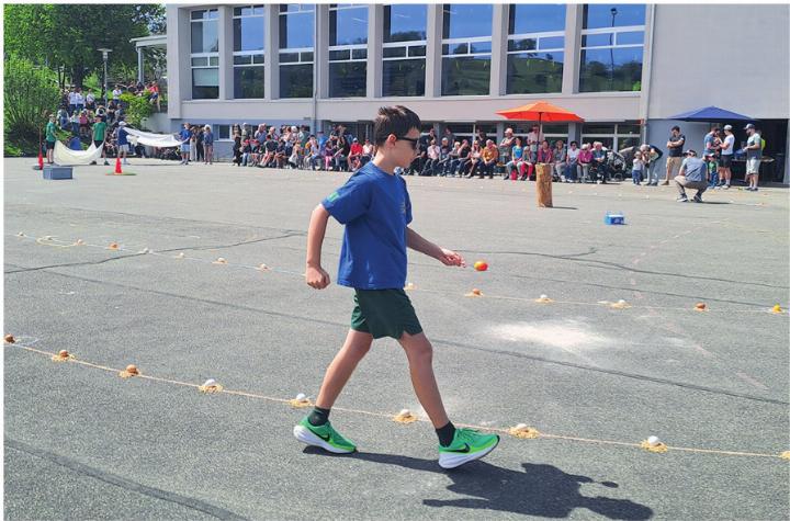 Team Winter beim Eierlauf. Foto: Petra Schumacher