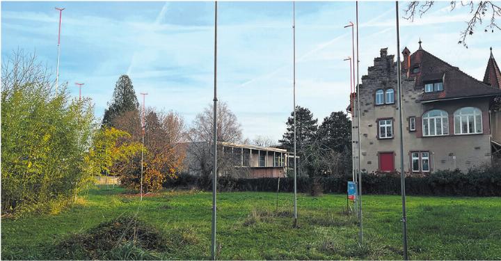 Hier am Lichsweg sollen 31 Wohnungen entstehen. Gegen das Projekt sind mehrere Einwendungen eingegangen. Foto: Valentin Zumsteg
