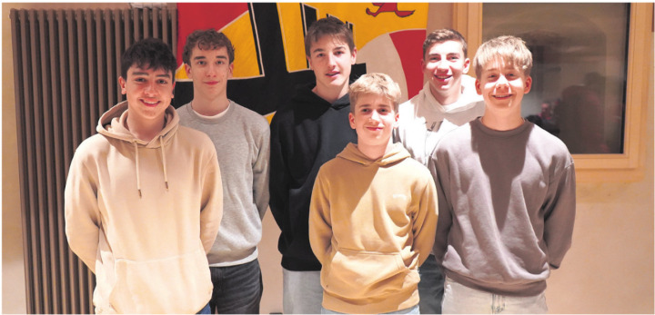 Die neu aufgenommenen Mitturner des TV Wölflinswil. Foto: zVg