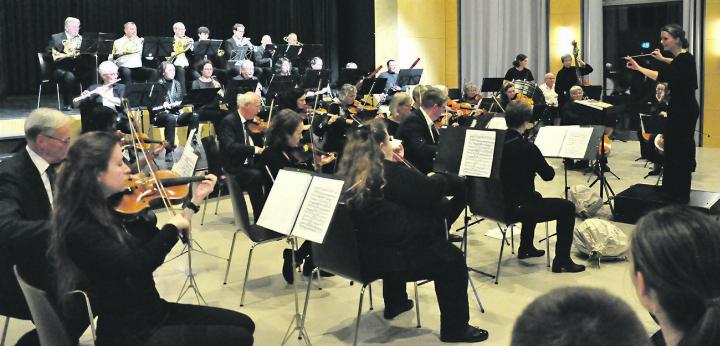 Das Orchester überzeugte mit seinem Konzert und scheint mit seiner Dirigentin auf einem neuen Level angekommen zu sein. Foto: zVg