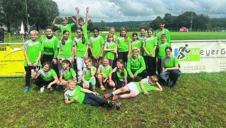 Der Damenturnverein Möhlin beendete das Schnurballturnier auf dem 2.  (Team 1) respektiv 19. Rang (Team 2). Mit der Abteilung Geräteturnen nahmen sie noch am dreiteiligen Vereinswettkamp teil und die Jugi Möhlin zeigte auch noch ihr Können. Fotto: zVg