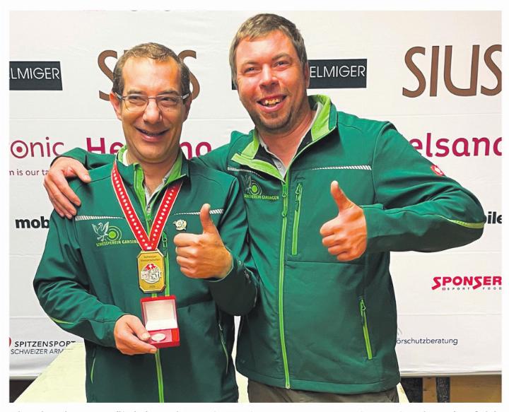 Claude Chenaux (links) und Martin Weiss vertraten Gansingen in Thun (es fehlt Roman Mäder). Foto: zVg