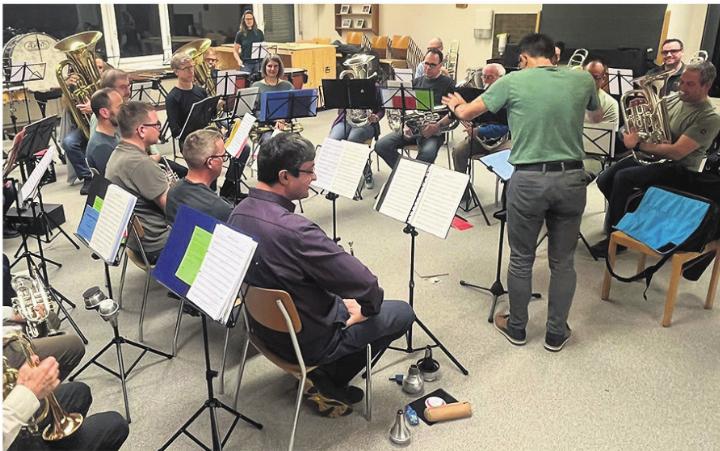 Die Musikgesellschaft Gipf-Oberfrick am Proben. Foto: zVg