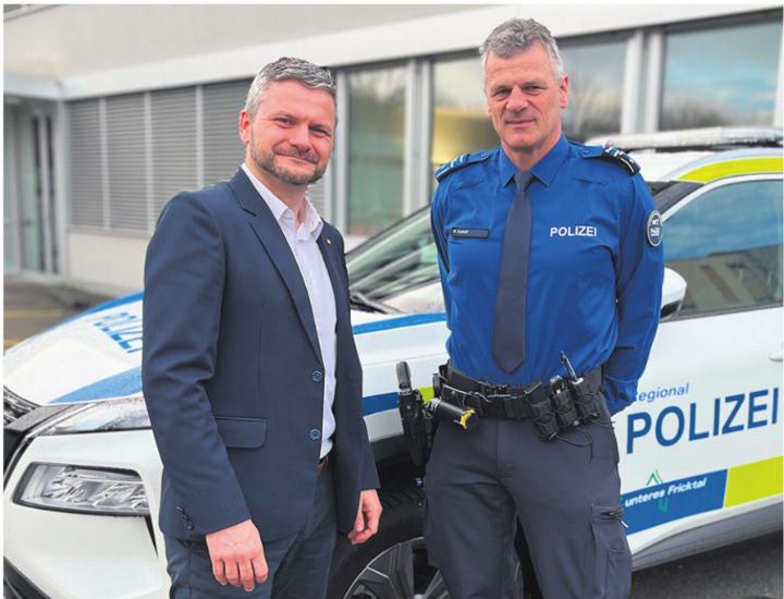 Blicken auf ein schwieriges Jahr für die Polizei zurück: Joël Lässer (links) und Hansueli Loosli. Foto: Valentin Zumsteg
