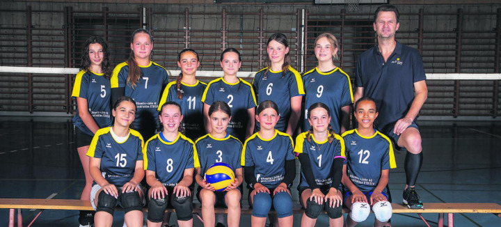 Die Mädchen der U16-Teams von Frick Volley freuen sich bereits auf das nächste Turnier. Foto: zVg