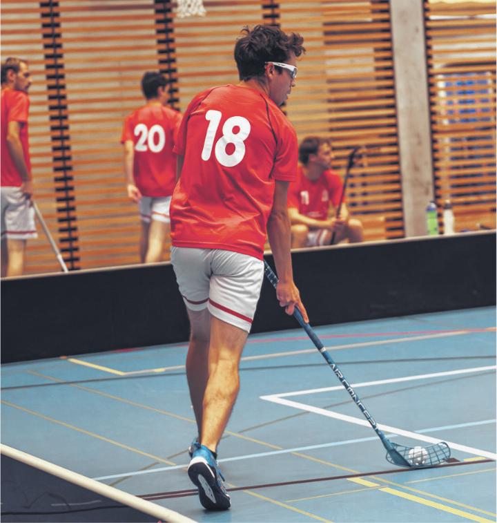 Die Bohrmaschine läuft wieder: Das Unihockeyteam des TV Zeiningen ist in die neue Saison gestartet.