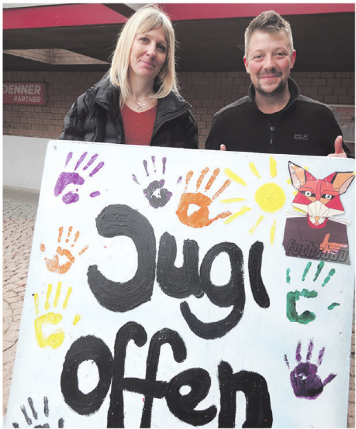 Das Fuchsbau-Team: Jasmin Lanz und Peter Geiselhart. Foto: Valentin Zumsteg