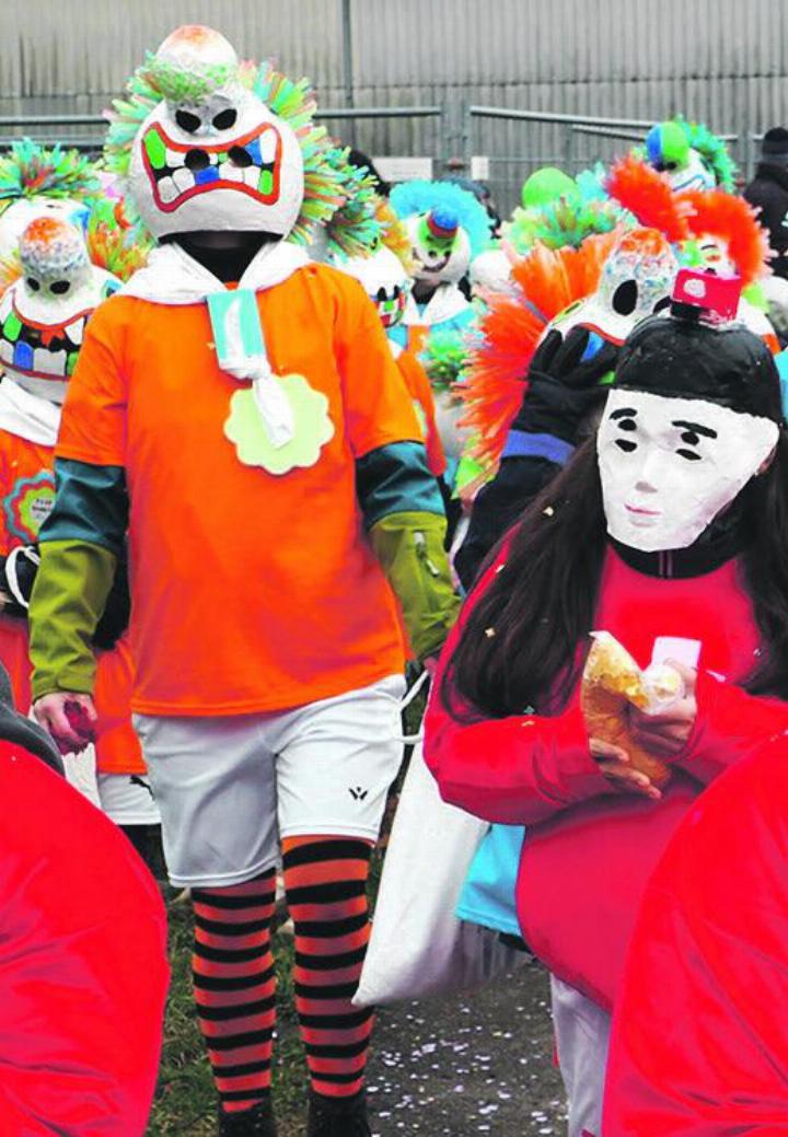 Die Schüler aus Mumpf, Obermumpf und Schupfart sind schon mit dem Fasnachtsfieber infiziert. Foto: zVg