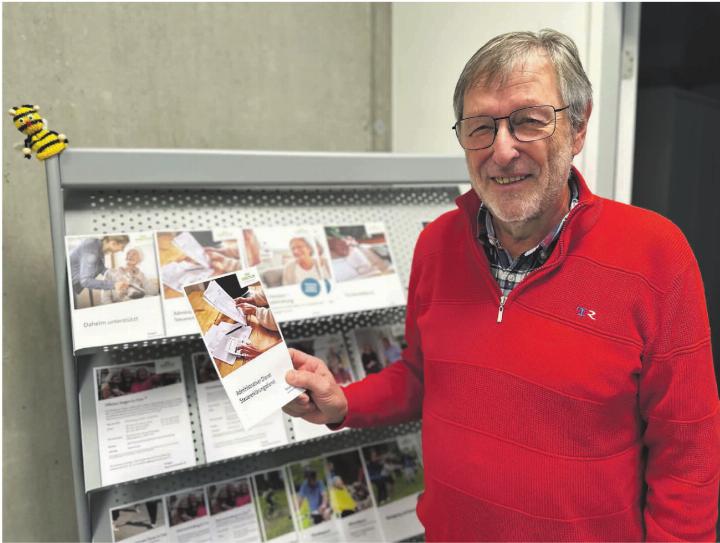 Hugo Imhof arbeitet seit bald zehn Jahren im Steuererklärungsdienst der Pro Senectute. Foto: Sonja Fasler Hugo Imhof arbeitet seit bald zehn Jahren im Steuererklärungsdienst der Pro Senectute. Foto: Sonja Fasler