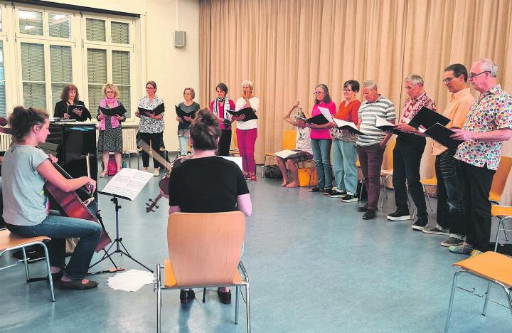 Nach der Schnupperprobe folgt am Sonntag das Konzert in der Kapuzinerkirche. Foto: zVg
