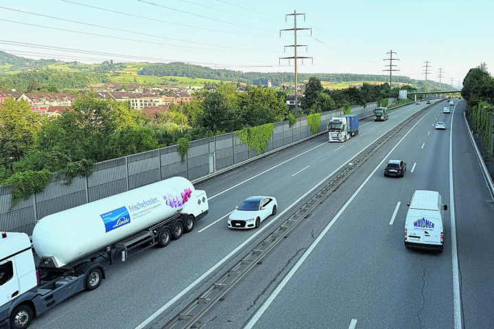 Die A3 im Bereich der Autobahnausfahrt Frick. Foto: Simone Rufli