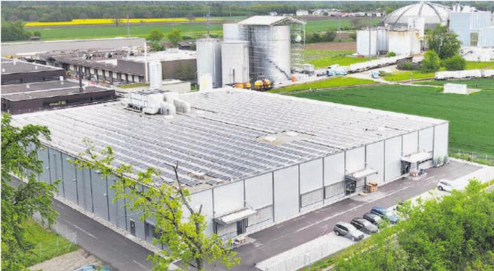 Die Halle, welche der Schweizer Salinen AG gehört, wird derzeit nicht genutzt. Foto: Archiv NFZ