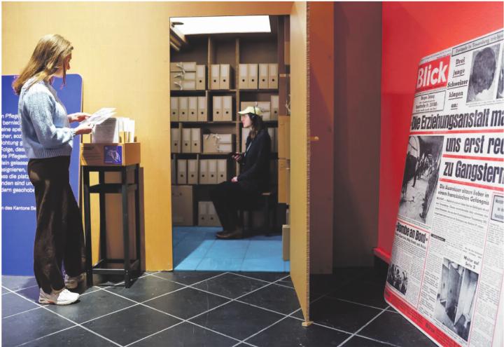 Das Bernische Historische Museum widmet sich in einer Ausstellung der Thematik der fürsorgerischen Zwangsmassnahmen. Die Ausstellung stellt fünf Betroffene ins Zentrum und dauert bis am 1. März. Foto: zVg