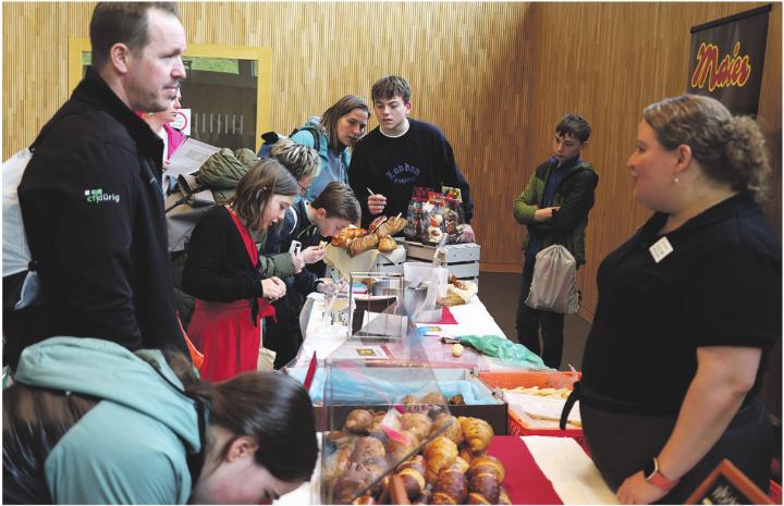 60 regionale Firmen präsentierten an der Berufsmesse in Rheinfelden rund 70 Berufe.