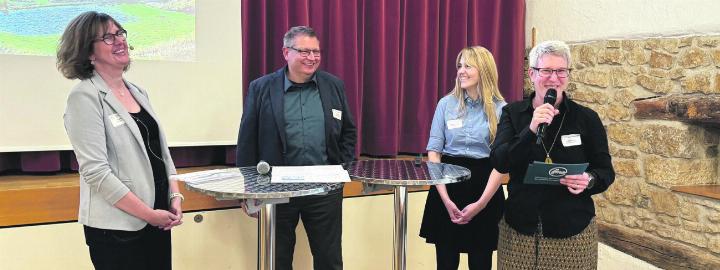 Claudia Balz (v.l.), Robert Schmid, Loredana Goldenberger und Françoise Moser, Präsidentin des Planungsverbands Fricktal Regio, am Gemeindeseminar im Rampart in Frick. Foto: Simone Rufli