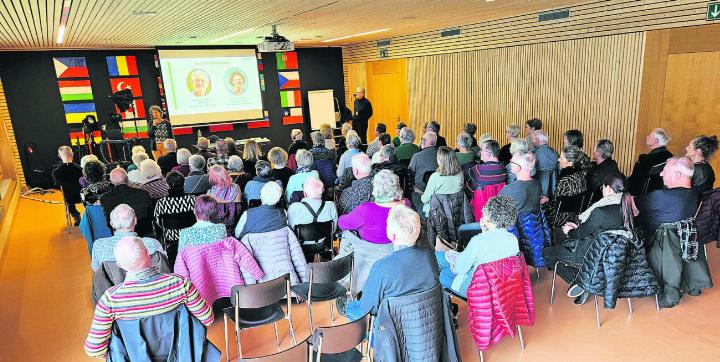 Über 50 Seniorinnen und Senioren folgten gespannt den Vorträgen. Foto: zVg