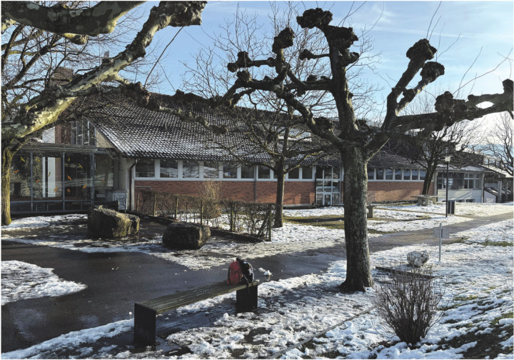 Mit seinen 70 Jahren ist das Mittlere Schulhaus das älteste Gebäude in der Schulanlage Gipf-Oberfrick. Foto: Susanne Hörth
