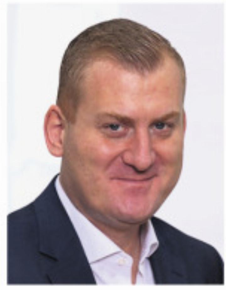 Markus Haefliger,
Vorsitzender der Bankleitung und Leiter Anlagekundenberatung, Raiffeisenbank Wegenstettertal Markus Haefliger,
Vorsitzender der Bankleitung und Leiter Anlagekundenberatung, Raiffeisenbank Wegenstettertal