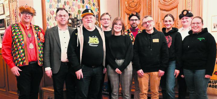 Die Funktionäre der Laufenburger Städtlefasnacht sowie die Verantwortlichen der beiden Städte sind bereit für die Fasnacht 2025. Foto: Ludwig Dünner