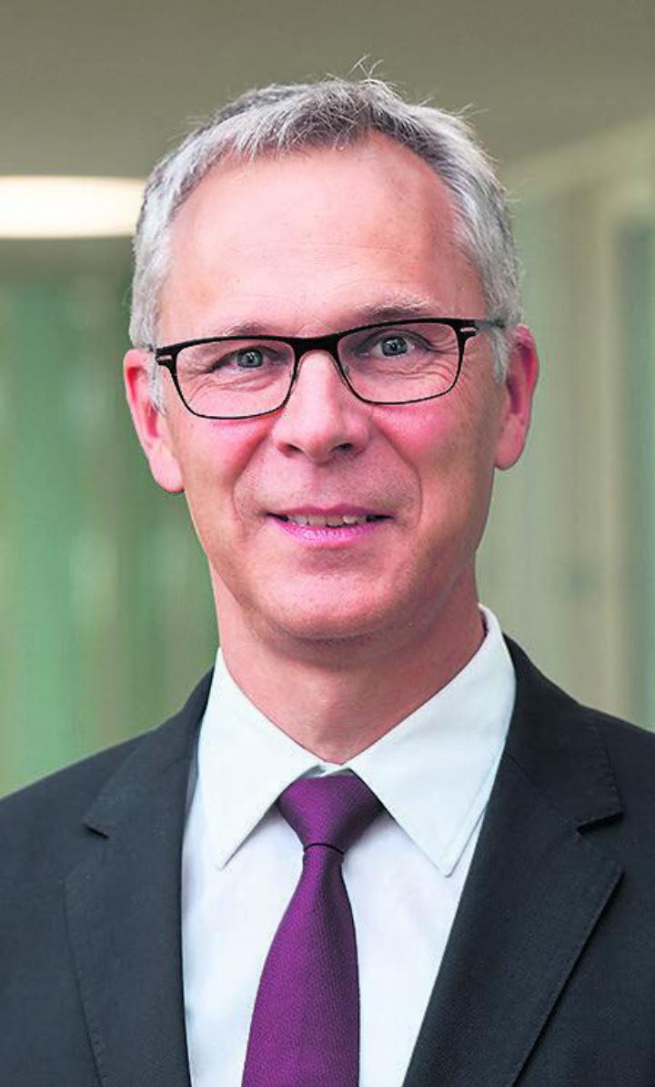 Der Kirchenratspräsident der Reformierten Kirche Aargau, Christoph Weber-Berg, tritt per Ende 2026 von seinem Amt zurück. Foto: zVg