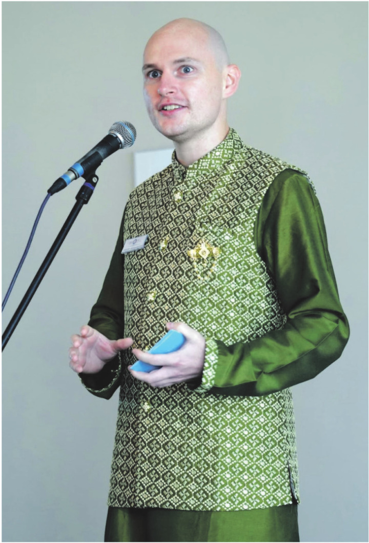 Firmenanlass mit traditioneller Kleidung (Kurta). Fotos: zVg