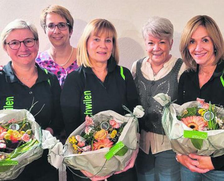 Daniela Germann (von links), Corinne Waldmeier, Anneliese Güntert, Gerdi Woodtli und Petra Lüthy, Claudia Adler ist ferienhalber abwesend. Foto: zVg