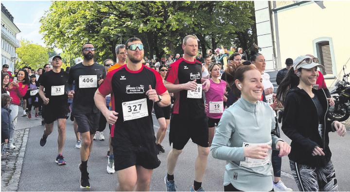 Der Rheinfelder Stadtlauf ist populär. Im vergangenen Jahr nahmen 624 Läuferinnen und Läufer teil. Foto: Archiv NFZ
