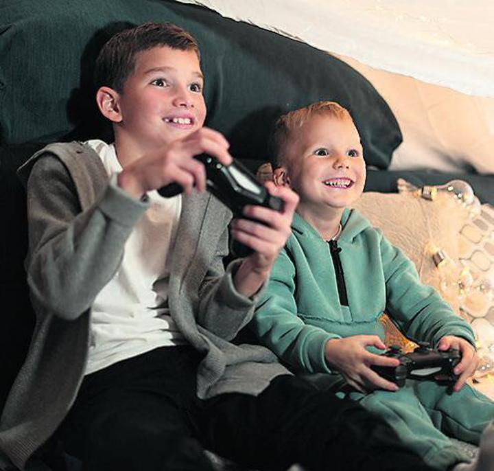 Digitale Spiele sind aus dem Alltag vieler Kinder und Jugendlicher nicht mehr wegzudenken. Foto: zVg Digitale Spiele sind aus dem Alltag vieler Kinder und Jugendlicher nicht mehr wegzudenken. Foto: zVg