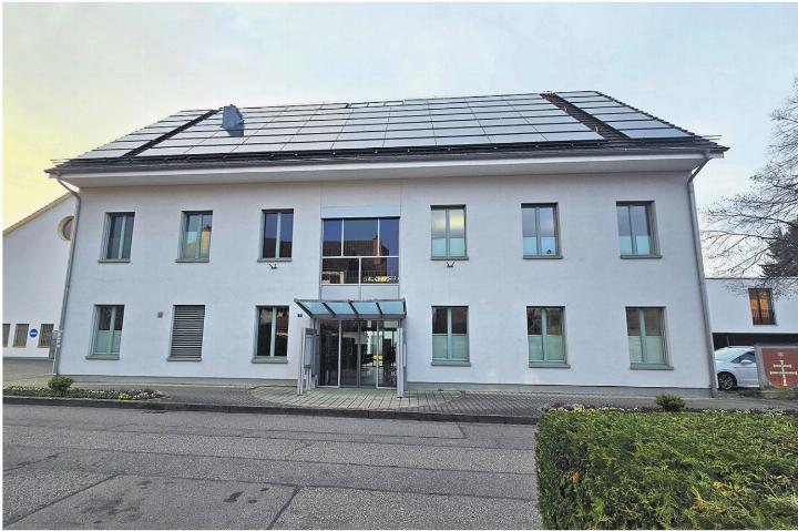 Die Preisfrage dürfte bereits in einem Jahr wieder gestellt werden: Blick auf das Gemeindehaus in Wallbach. Foto: Andrea Stocker Die Preisfrage dürfte bereits in einem Jahr wieder gestellt werden: Blick auf das Gemeindehaus in Wallbach. Foto: Andrea Stocker