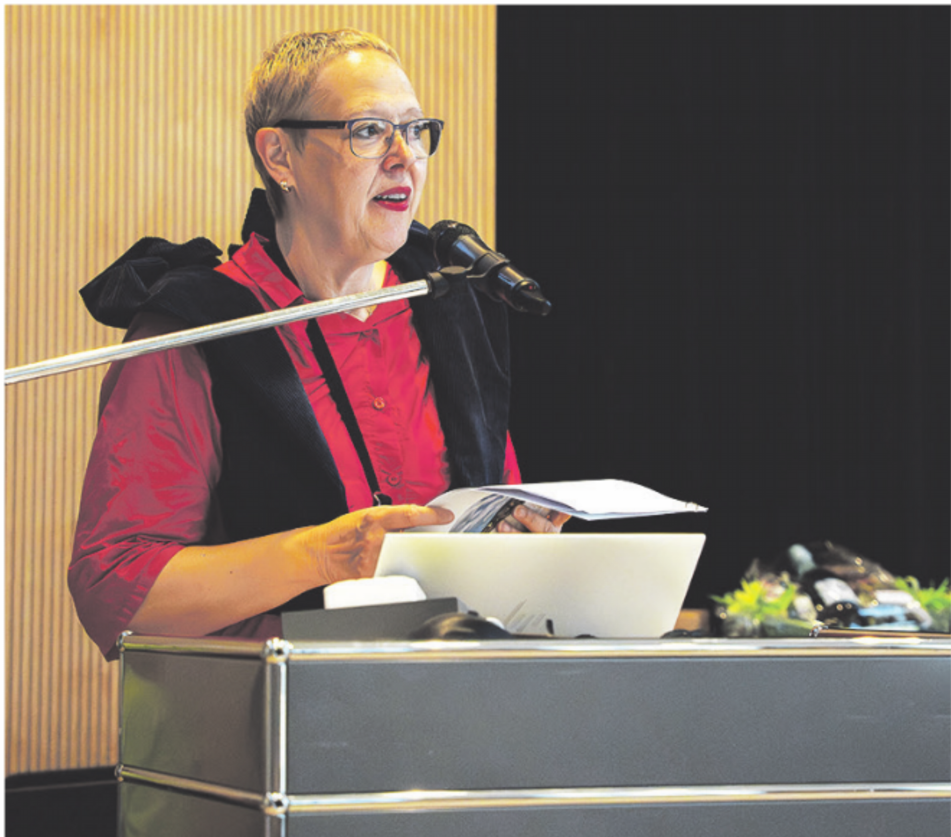 «Wandern als Wundermittel» - Das Bild wird blockiert. – Möglicherweise durch einen aktiven Adblocker.