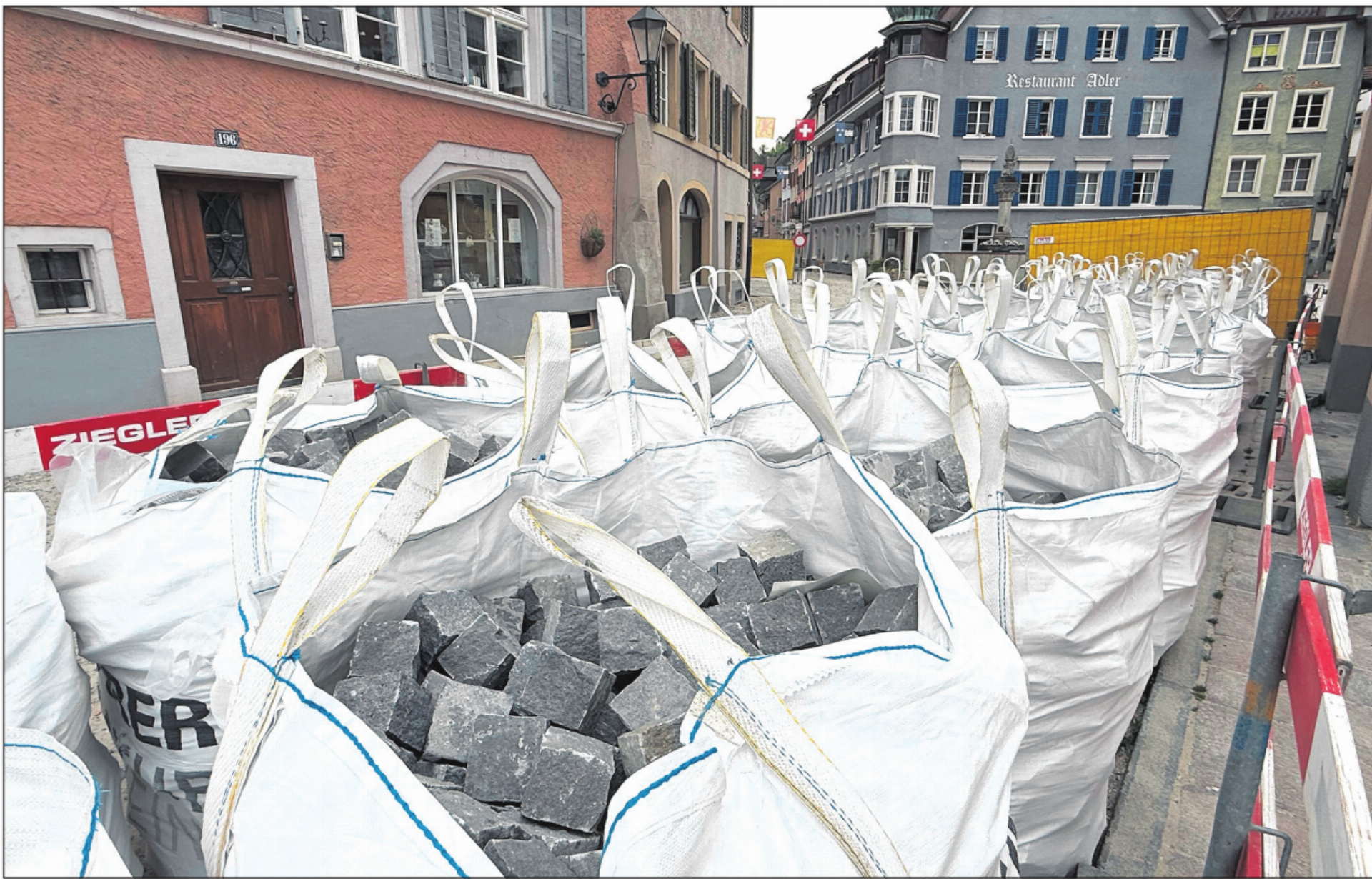 Stein für Stein - Das Bild wird blockiert. – Möglicherweise durch einen aktiven Adblocker.