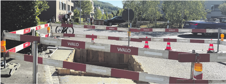 Baustellen, wie hier beim Brem-Kreisel in Frick, gehören zu den täglichen Herausforderungen im Strassenverkehr. Foto: Simone Rufli