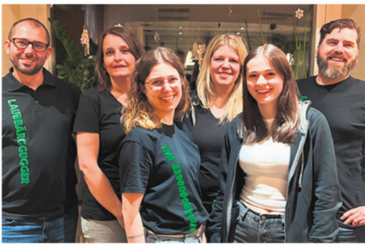Vorstand mit dem neuen Vorstandsmitglied Amira Weiss (im weissen T-Shirt). Foto: zVg