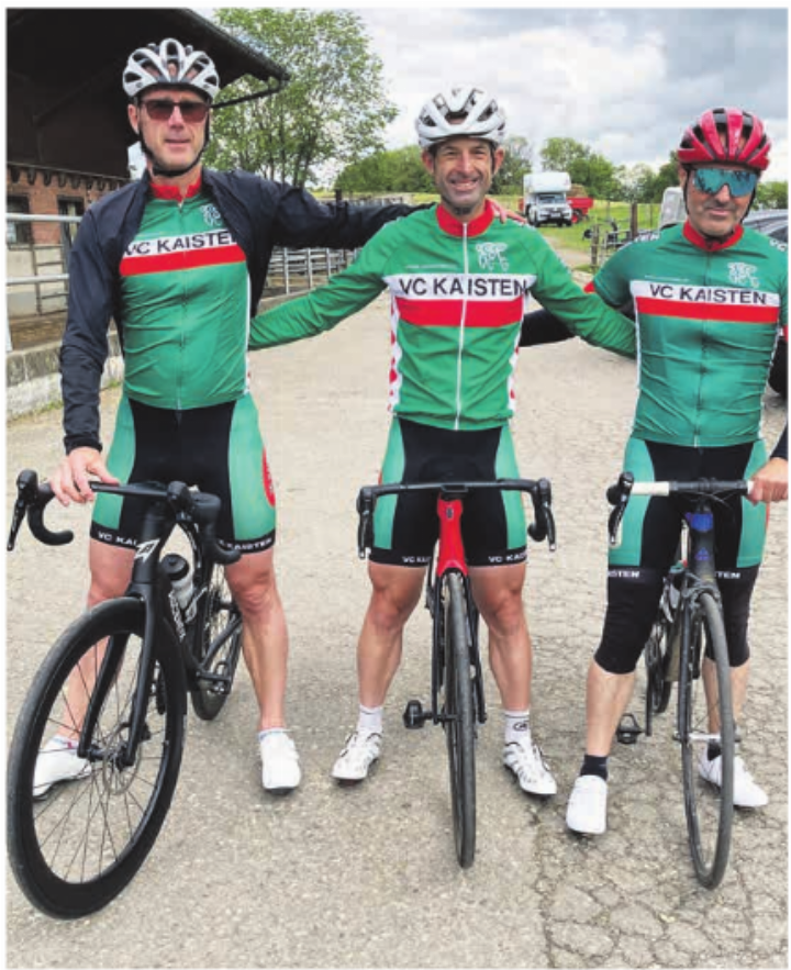 Das Podium vom Heubergrennen, von links: Markus Mutter, Marcel Herzog sowie Oliver Müller. Foto: zVg